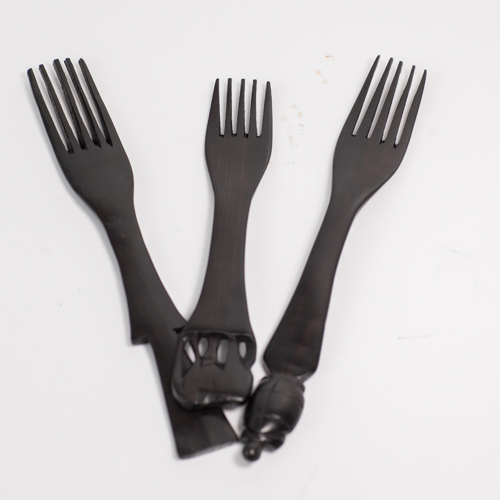 Mahogany Salad serving folk